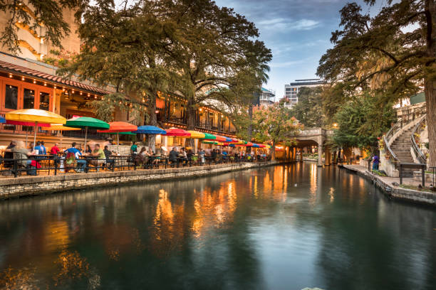 Eating Along the Riverwalk